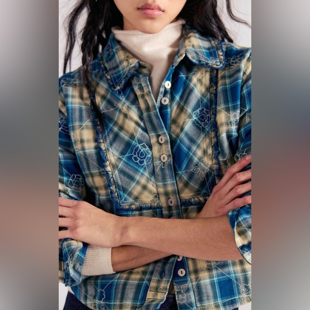 Free People We The Free Georgia Plaid Embroidered Button Down. NWT. Navy - Picture 3 of 4